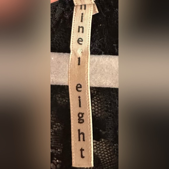 Black Lace Trim Tank Top - Picture 3 of 7